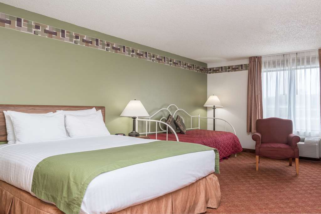 Days Inn & Suites By Wyndham Wausau Quarto foto